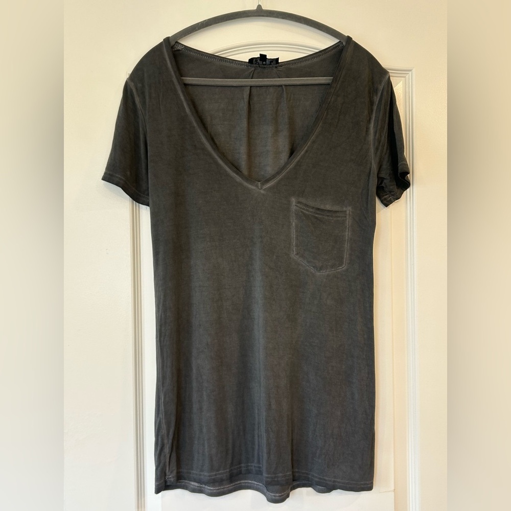 EUC POL Washed V-Neck Tee – Charcoal Gray – Size S
